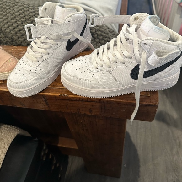 Nike Air Force 1 '07 Mid - Picture 2 of 2